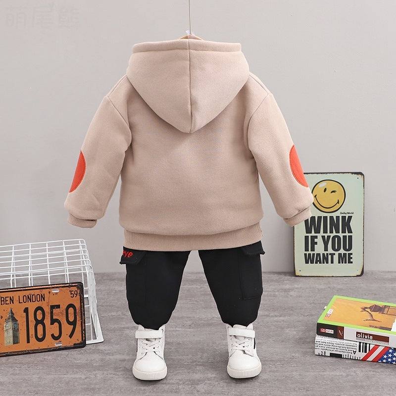 Boys two-piece hooded long-sleeved sweaterStay warm and stylish with our boys two-piece hooded long-sleeved sweater! Suitable for infants and children ages 1-3, it is ideal for winter and autumn. The shearinbaby sweat suitPlush Fashions ShopPlush Fashion ShopBoys