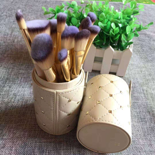 Makeup brush set 12 makeup bucketsElevate your makeup game with the Plush Fashions Shop Vintage Summer Spice Makeup Brush Set! This set includes 12 high-quality brushes made of man-made fiber for a smake up bucketPlush Fashions ShopPlush Fashion ShopMakeup brush set 12 makeup buckets