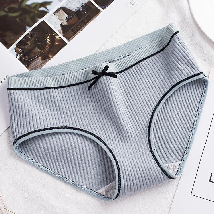 Mid waist women's cotton underpantsElevate your everyday comfort with our mid waist women's cotton underpants! Made with soft, breathable cotton, these undergarments provide a perfect fit for all-day underwearPlush Fashions ShopPlush Fashion ShopMid waist women'