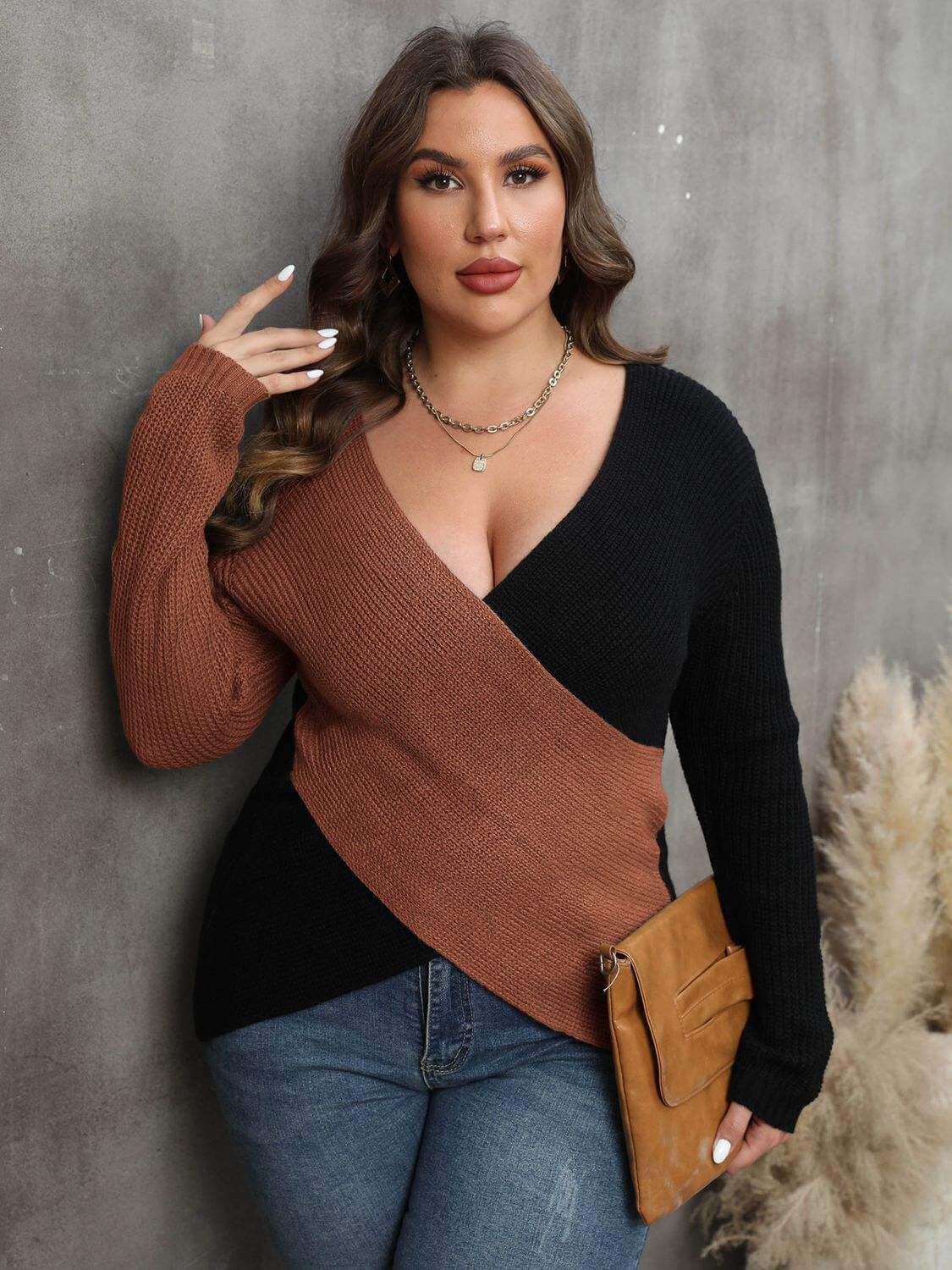 Plus Size Two-Tone Surplice Neck SweaterElevate your wardrobe with our Plus Size Two-Tone Surplice Neck Sweater! This sweater features a basic style with a touch of stretch for a comfortable fit. Made of 1SweaterPlush Fashion ShopPlush Fashion Shop-Tone Surplice Neck Sweater