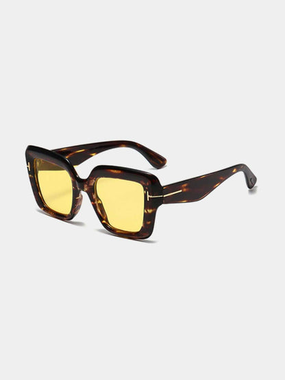 Polycarbonate Frame Square SunglassesIntroducing our Polycarbonate Frame Square Sunglasses, designed to add a stylish touch to your look while providing maximum protection with UV400 lens material. WithSun glassesPlush Fashion ShopPlush Fashion ShopPolycarbonate Frame Square Sunglasses