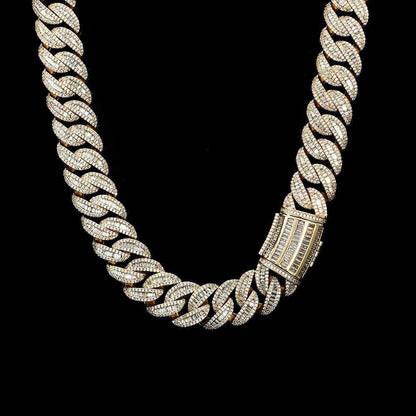 Miami Buckle Cuban Chain Real Gold Plating BraceletElevate your style with our Miami Buckle Cuban Chain Bracelet. Made with real gold plating, this hip hop inspired piece is a must-have for fashion-forward women. WitBracletPlush Fashions ShopPlush Fashion ShopMiami Buckle Cuban Chain Real Gold Plating Bracelet