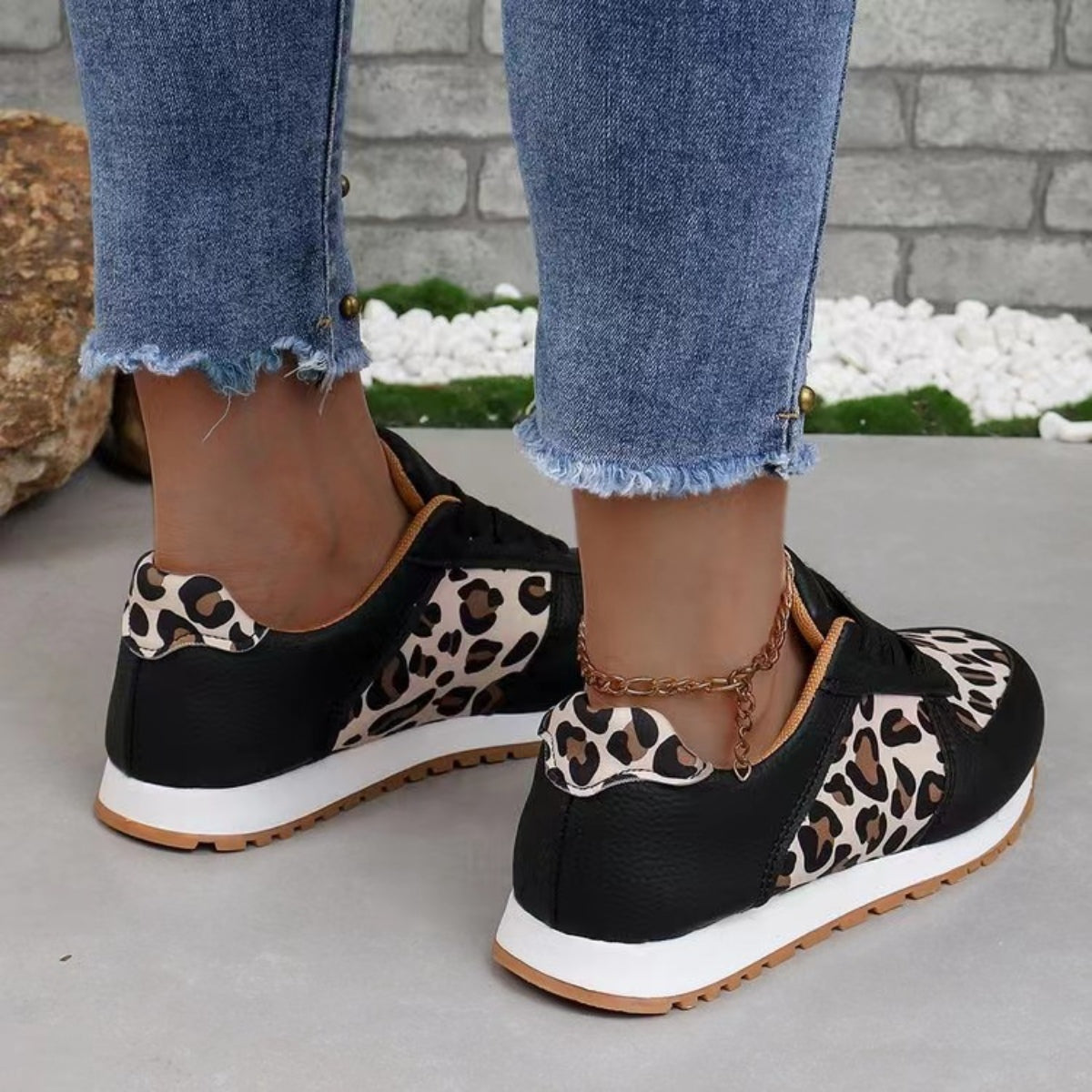 Tied Printed PU Leather AthleticUpgrade your athletic shoe collection with these Tied Printed PU Leather Athletic shoes. Made of high-quality PU and polyester, these flats provide both style and coPlush Fashion ShopPlush Fashion ShopTied Printed PU Leather Athletic