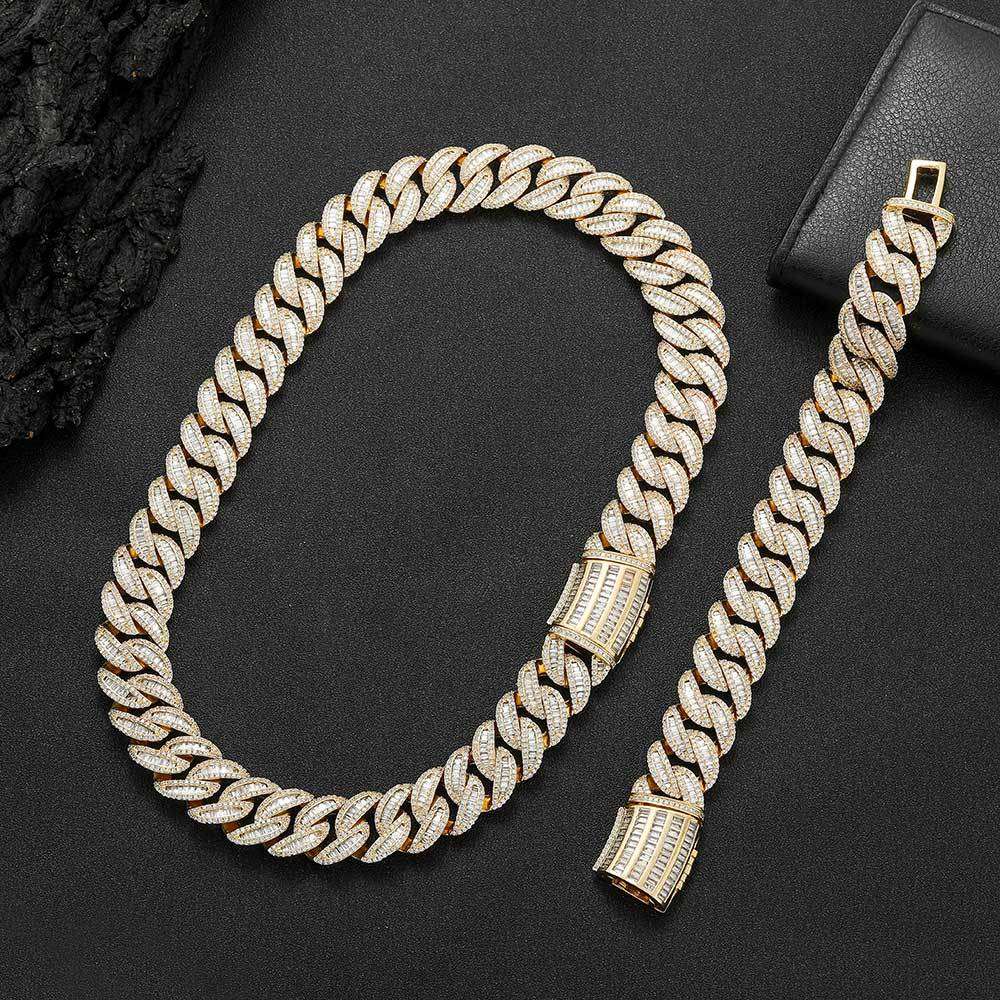 Miami Buckle Cuban Chain Real Gold Plating BraceletElevate your style with our Miami Buckle Cuban Chain Bracelet. Made with real gold plating, this hip hop inspired piece is a must-have for fashion-forward women. WitBracletPlush Fashions ShopPlush Fashion ShopMiami Buckle Cuban Chain Real Gold Plating Bracelet